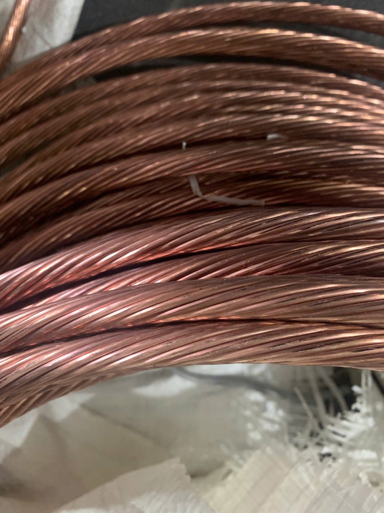 Cáp đồng trần 70mm2, giải pháp tiếp địa hiệu quả an toàn