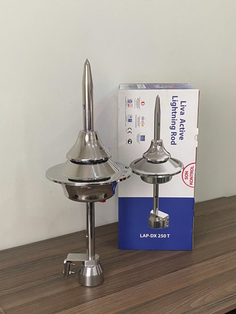 Kim thu sét liva DX250T, khớp nối cách điện