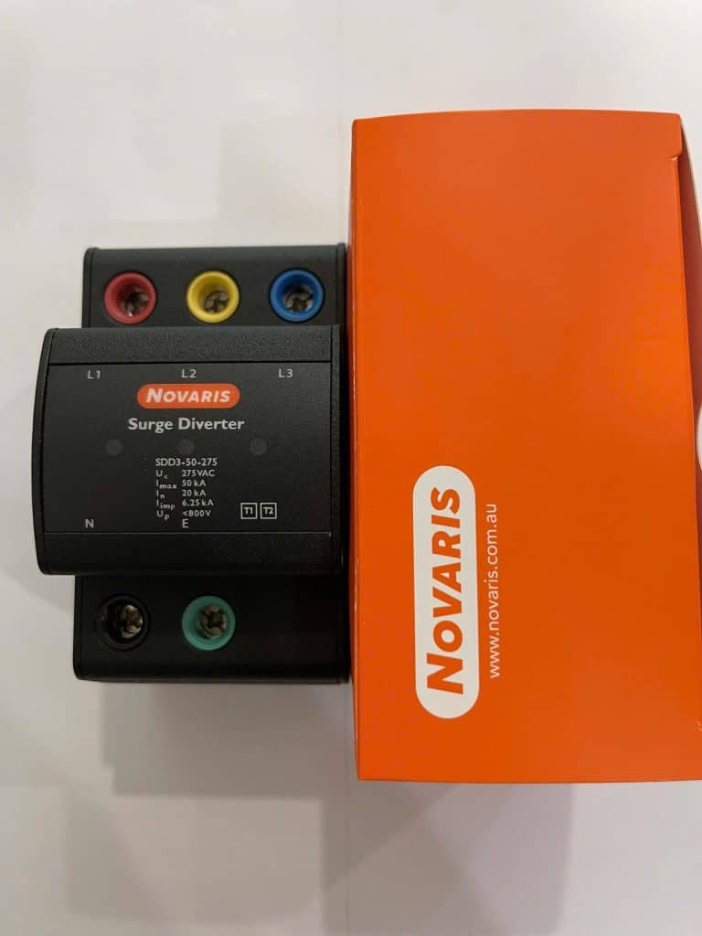 Thiết bị cắt sét 3P SDD3-50-275 – Bảo vệ toàn diện cho hệ thống điện 3 pha